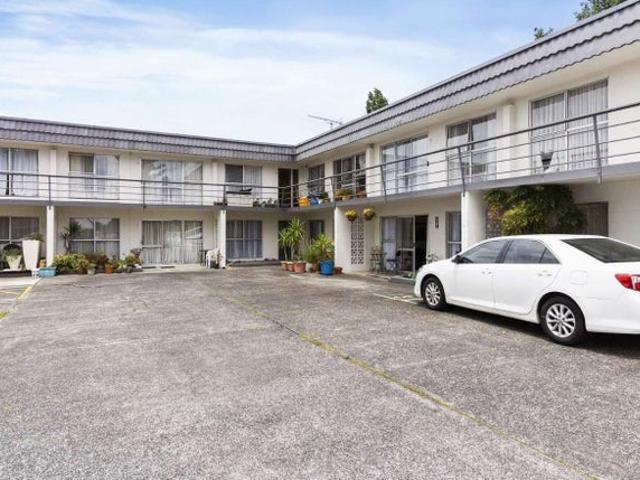 Apartment for rent in Wairau Valley