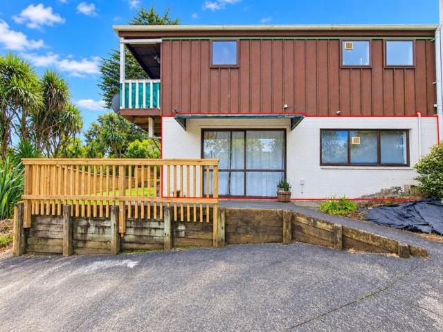 House for rent in Verrans Corner, Kaipātiki