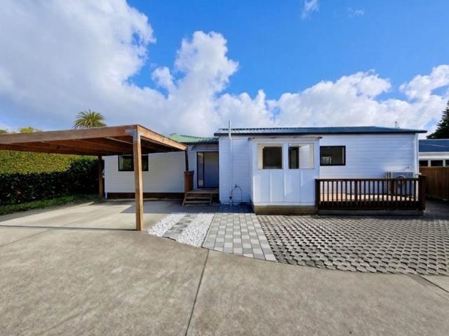 House for rent in Wairau Valley