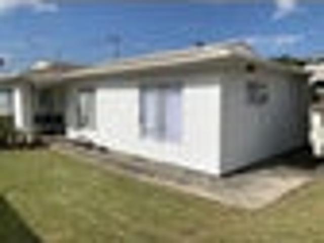 House for rent in Wairau Valley