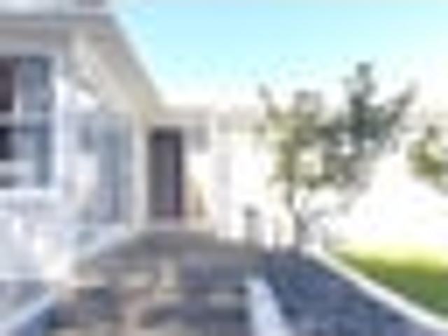 House for rent in Birkdale, Kaipātiki