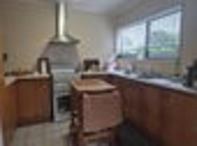 House for rent in Birkdale, Kaipātiki