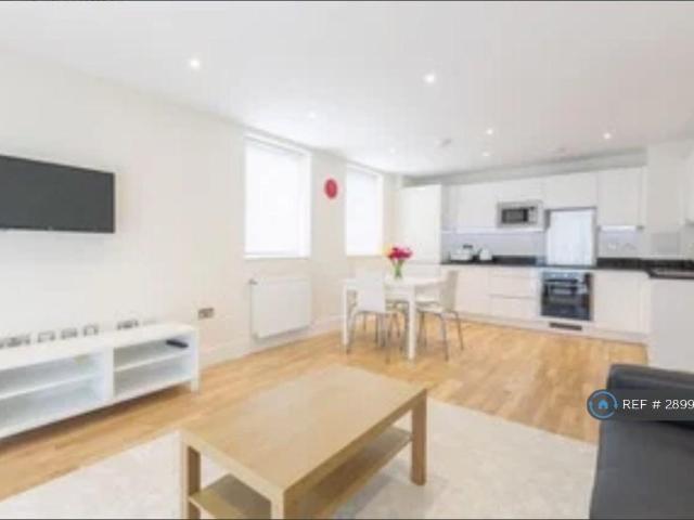House for rent in Limehouse, Greater London
