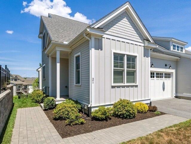 Condo for sale in Hopkinton, Massachusetts