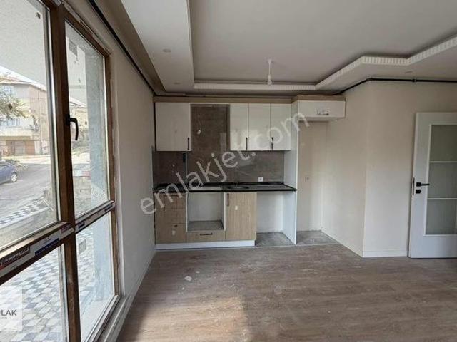 Osmangazi Mahallesi, Sancaktepe içerisinde kiralık mülk