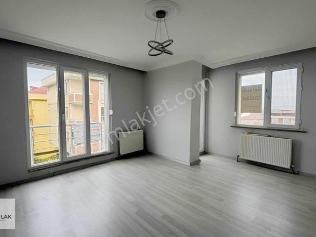 Yunus Emre Mahallesi, Sancaktepe içerisinde kiralık mülk