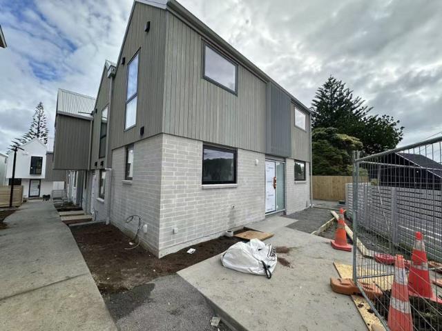 Apartment for rent in Birkdale, Kaipātiki