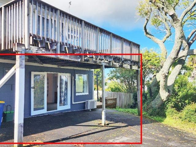 Apartment for rent in Birkdale, Kaipātiki
