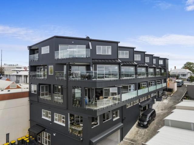 Apartment for rent in Wairau Valley