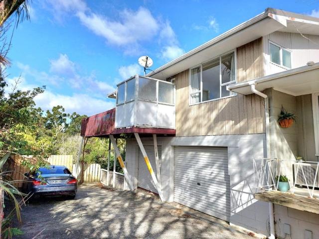 Apartment for rent in Verrans Corner, Kaipātiki