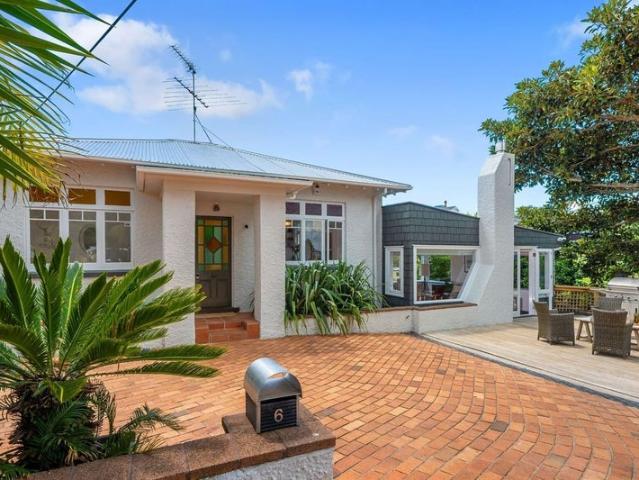 House for rent in Wairau Valley