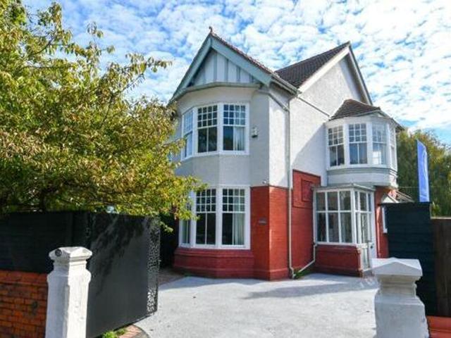 House for sale in Birkenhead, Liverpool City Region