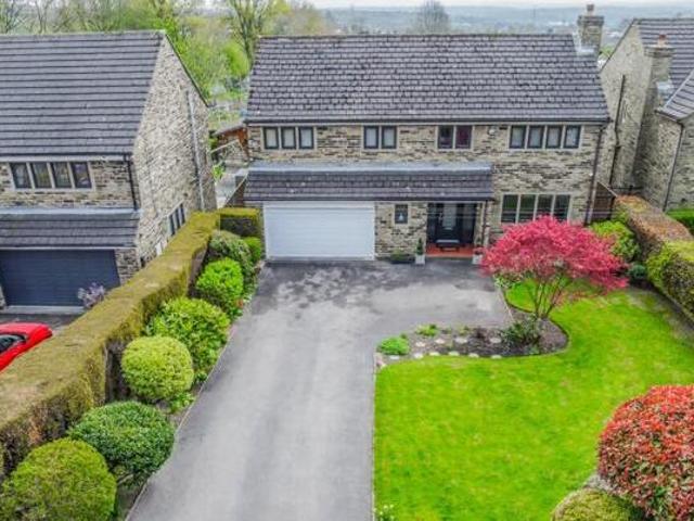 House for sale in West Yorkshire