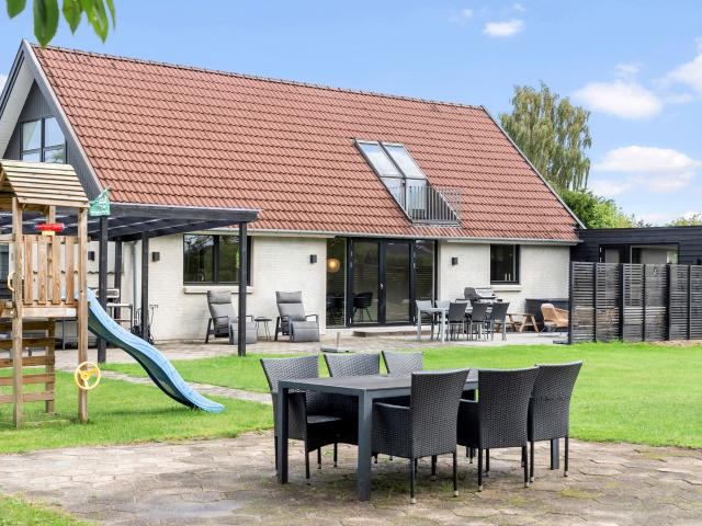 Villa til salg i Juelsminde, Århus