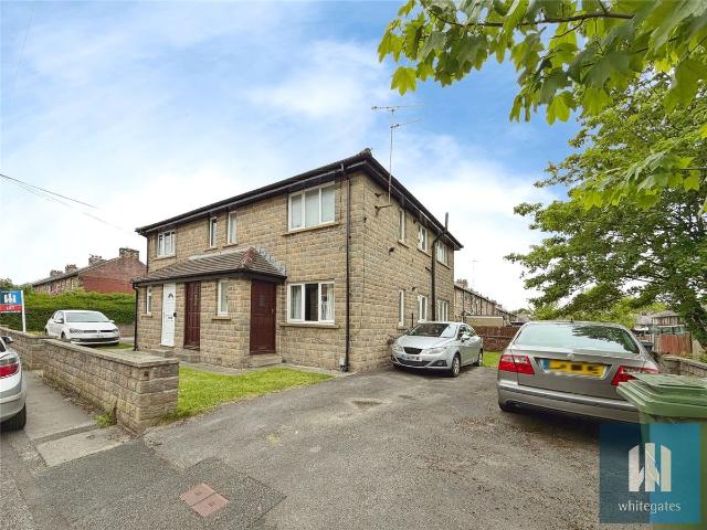 House for rent in Hillhouse, Almondbury