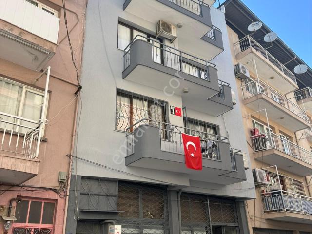Bornova, İzmir içerisinde satılık Bina