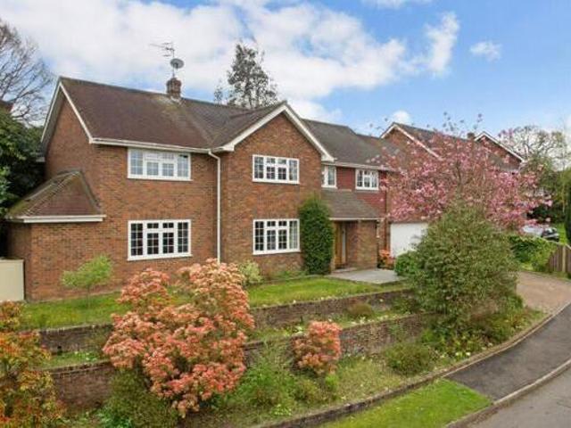 House for sale in Hawkenbury, Sandown Park