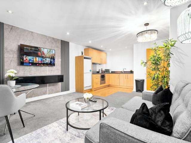 Apartment for rent in Park Central, Birmingham