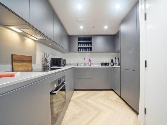 Apartment for rent in Park Central, Birmingham