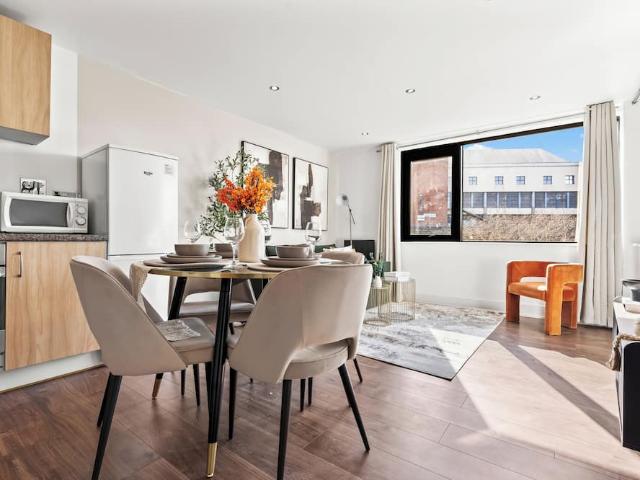 Apartment for rent in Park Central, Birmingham