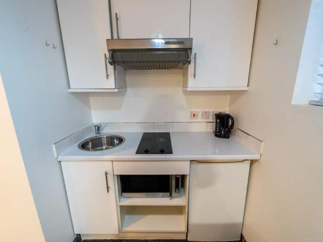 Apartment for rent in Unite Oak Brook Park, Birmingham
