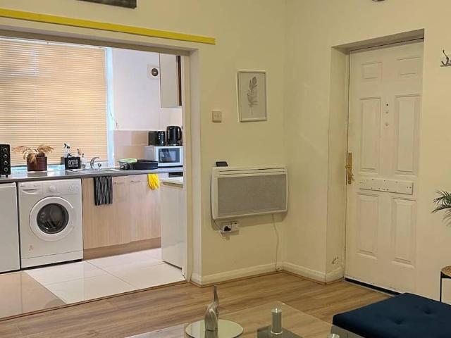 Apartment for rent in Park Central, Birmingham