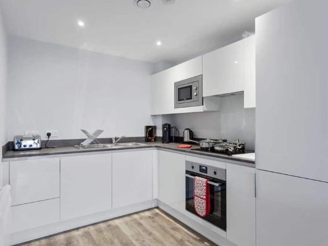 Apartment for rent in Park Central, Birmingham