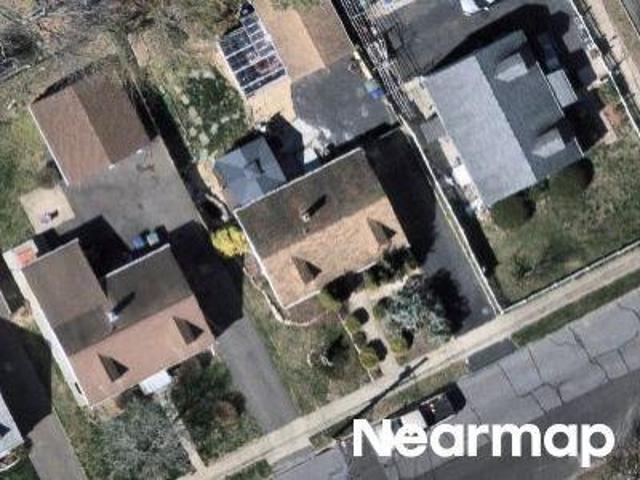 House for sale in Bridgeport