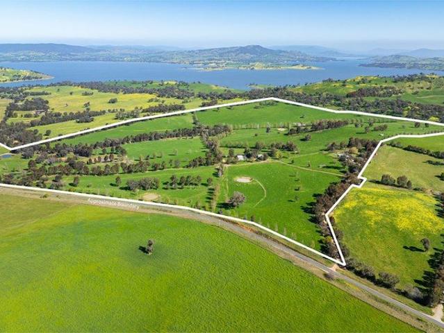 Cottage for sale in Bowna, New South Wales