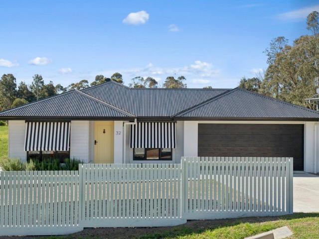 House for sale in Birregurra, Shire of Colac Otway