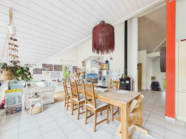 Dachwohnung mieten in Lü