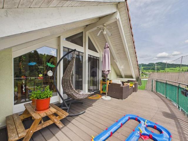 Dachwohnung mieten in Lü