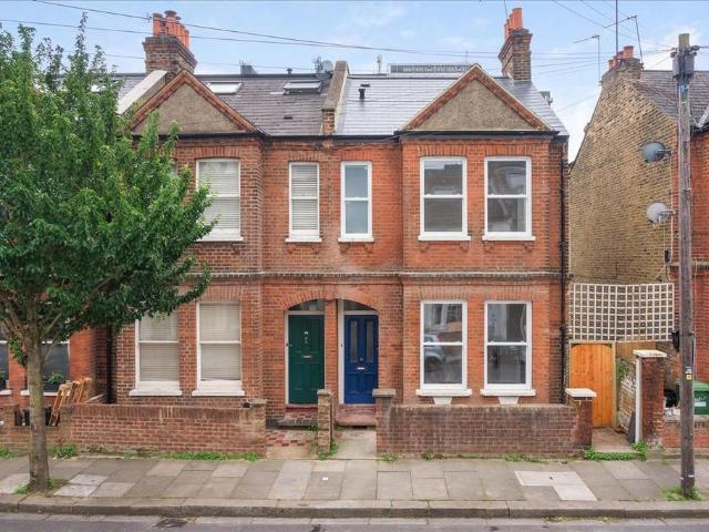 House for rent in London Borough of Hammersmith and Fulham, Greater London