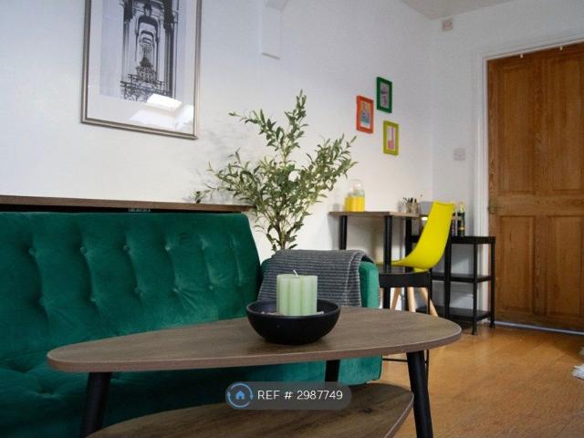 Apartment for rent in Hammersmith, Greater London