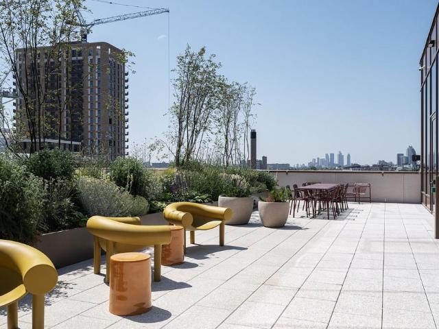 Apartment for rent in South Bermondsey, Greater London