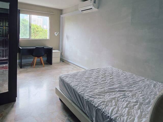 Room for rent