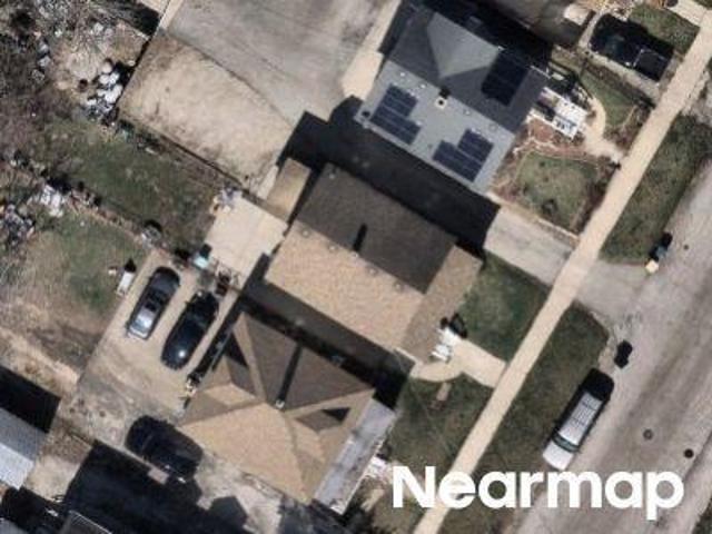 House for sale in Aurora, Illinois