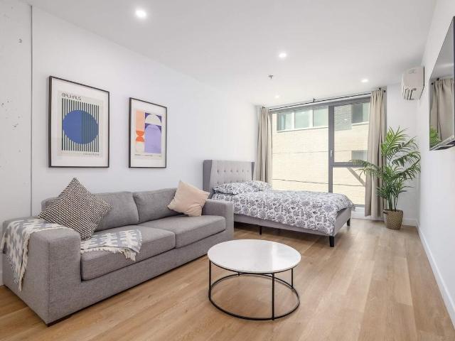 Apartment for rent in St. Leonard's, Quebec