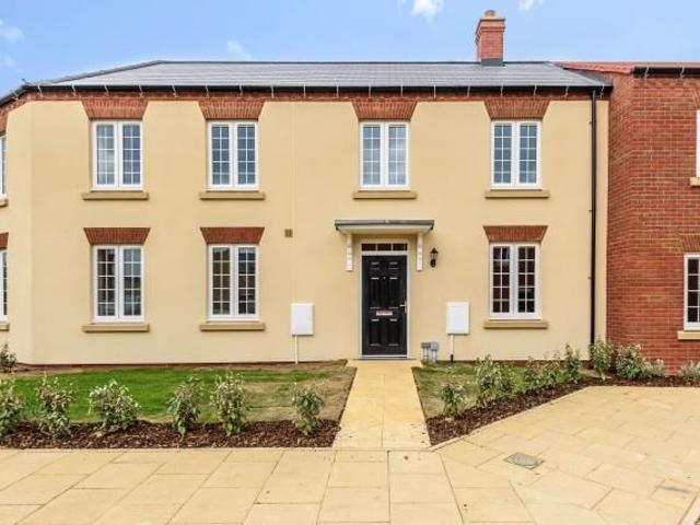 House for rent in Chesterton, Evershot