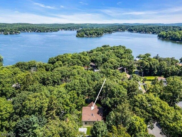 House for sale in Glasser, New Jersey