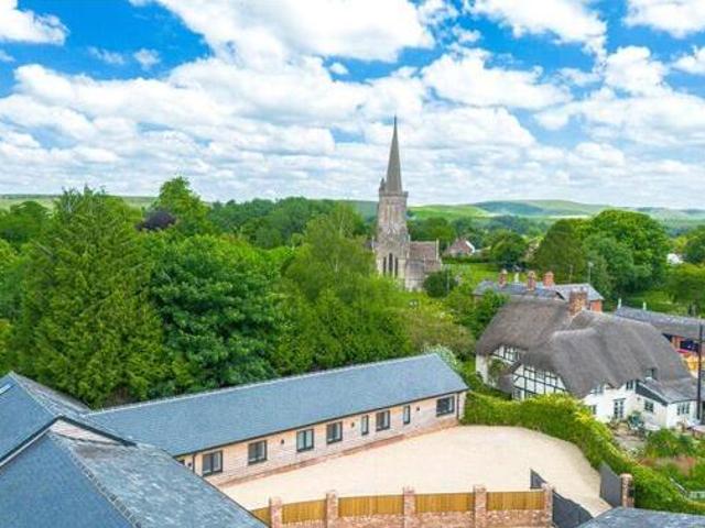 House for sale in Devizes, Wiltshire