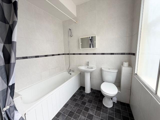Apartment for rent in St Matthew's, Old Wharf