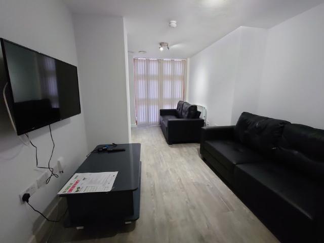 House for rent in St Matthew's, Leicester
