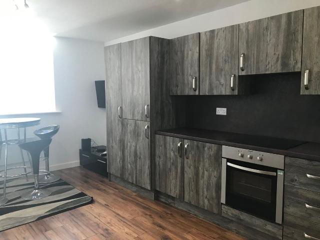Room for rent in St Matthew's, Old Wharf