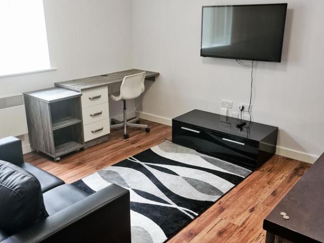 Room for rent in St Matthew's, Old Wharf