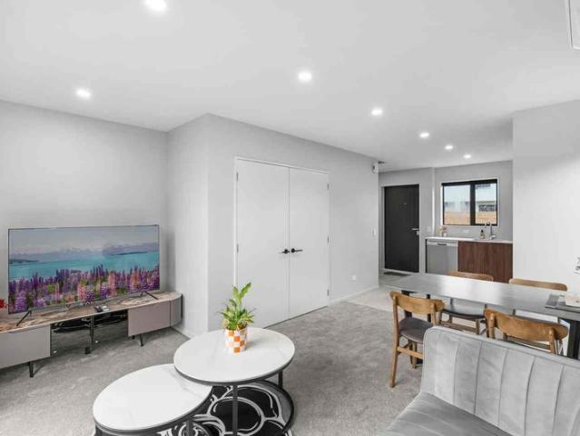 House for rent in Chaslands, Canterbury