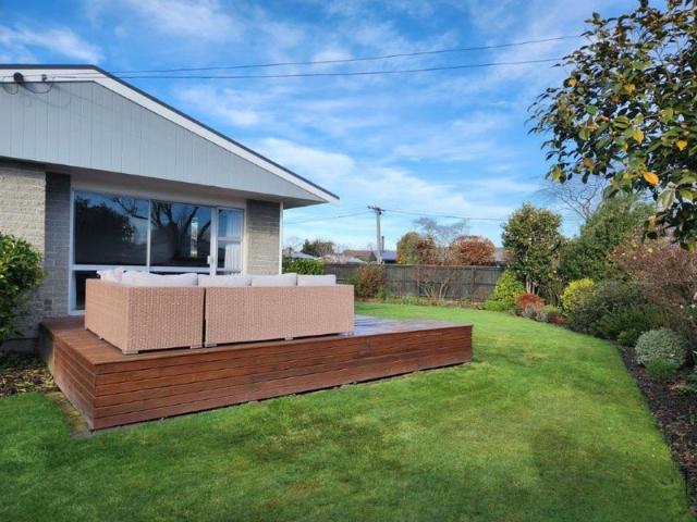 House for rent in Chaslands, Canterbury