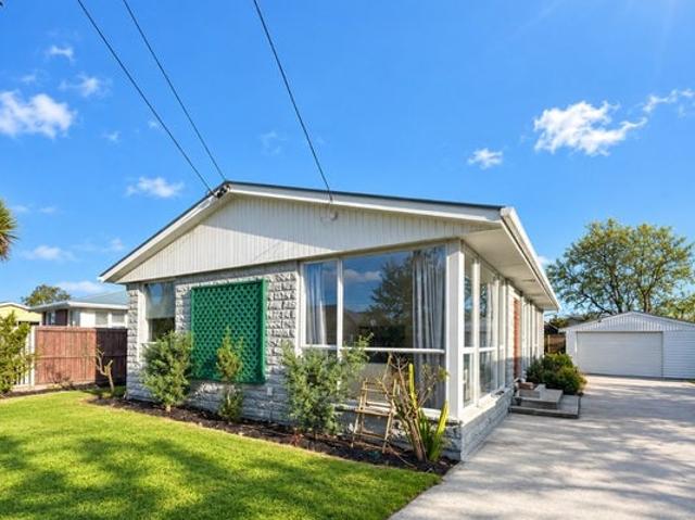 House for rent in Chaslands, Canterbury
