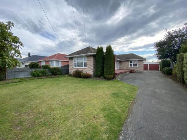 House for rent in Chaslands, Canterbury