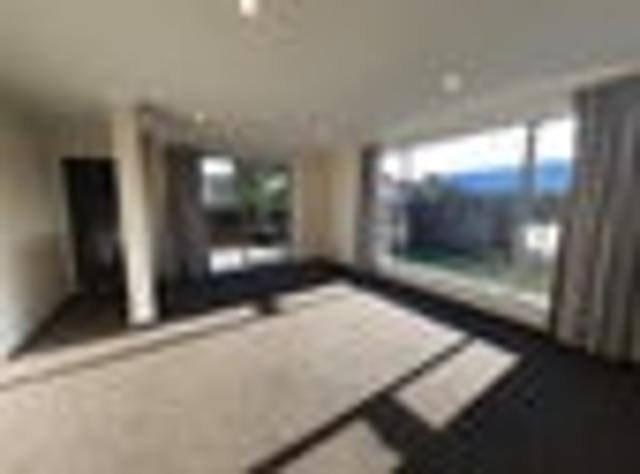Townhouse for rent in Bishopdale, Canterbury